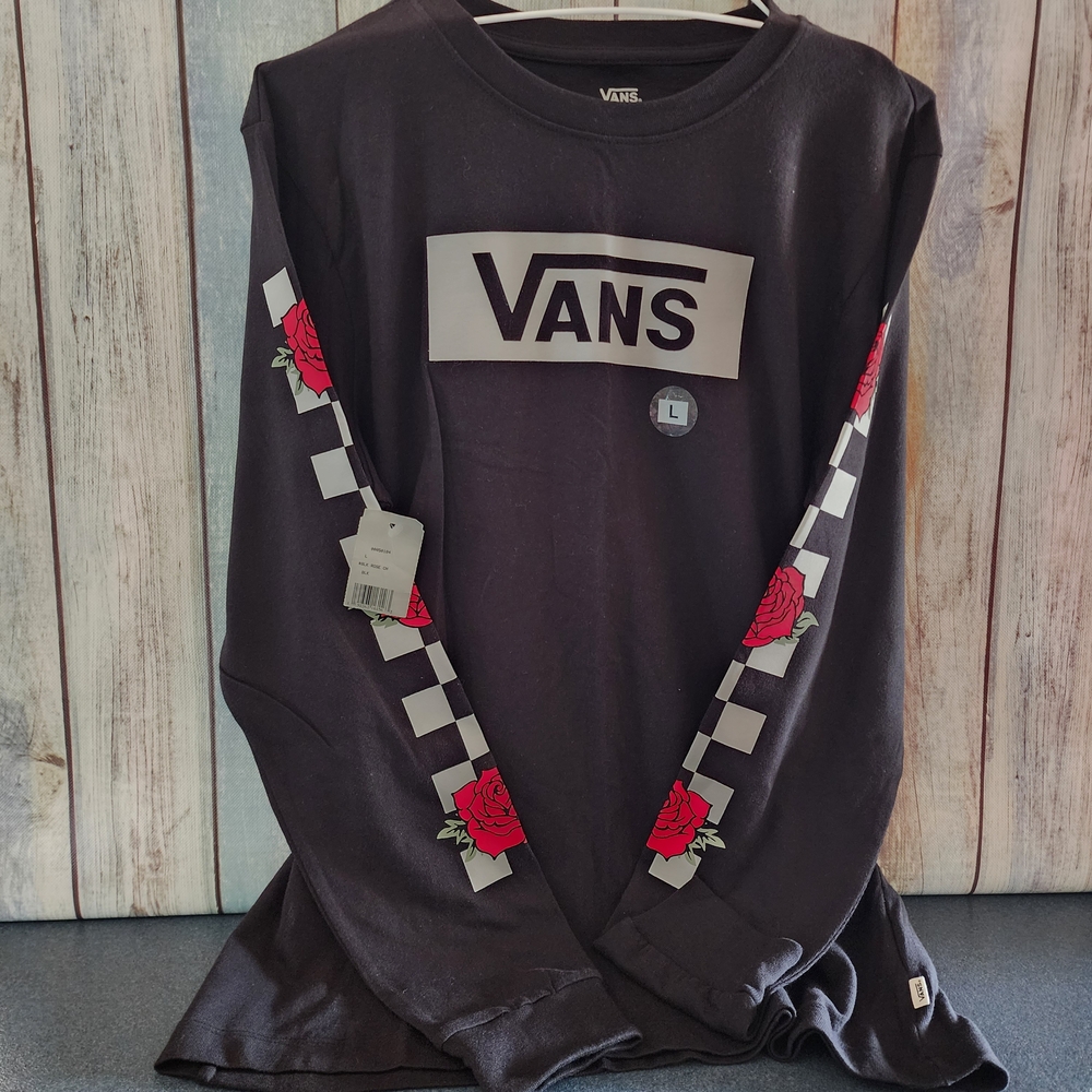 NWT Vans Black Long Sleeve Tee with Red Rose and Checkered Sleeves